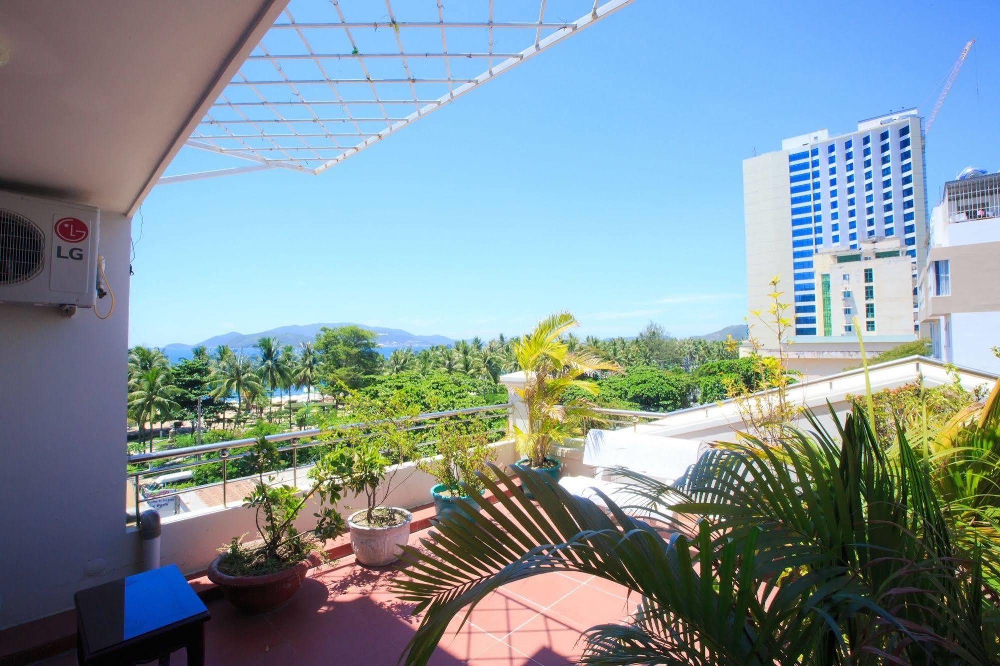 Pho Bien Hotel Nha Trang Exterior photo